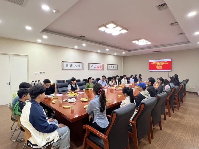 “情满中秋月 共话民族情”——我院成功举办少数民族学生中秋茶话会